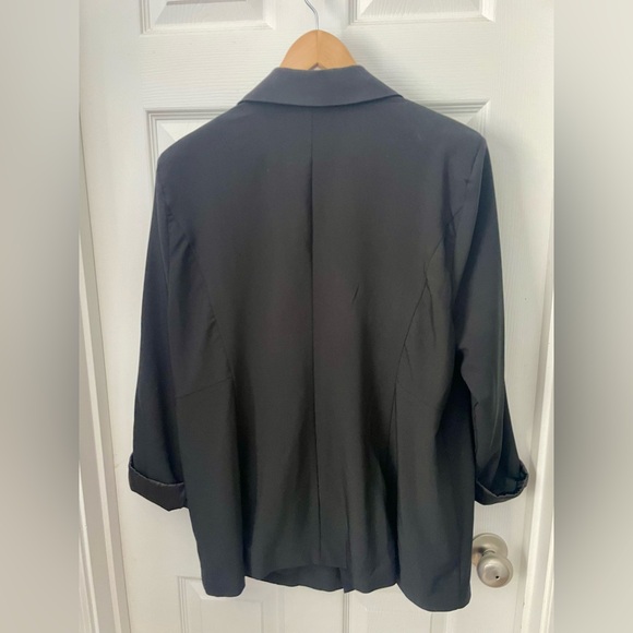 Torrid, size 2 (women’s 2x), black blazer - Picture 6 of 6